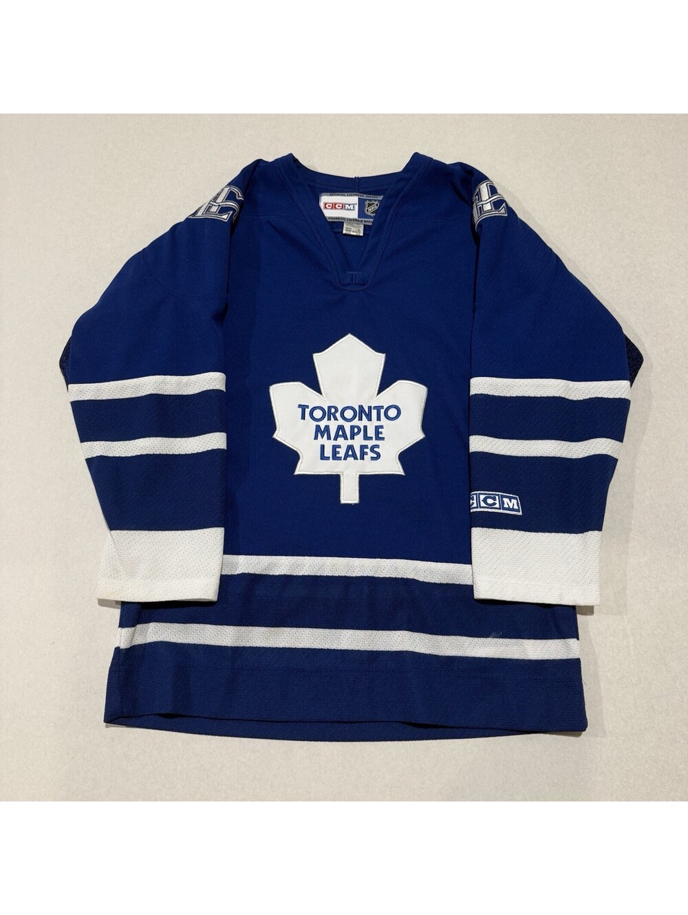 Vintage Toronto Maple Leafs Hockey Jersey Size L/XL CCM Boys